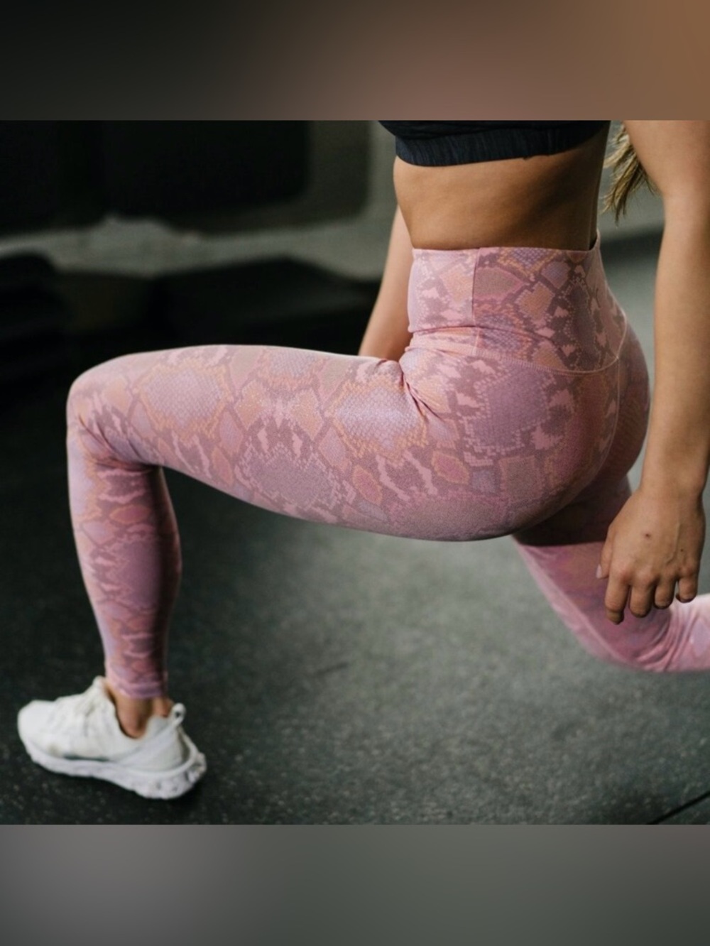 ZYIA Pink Mojave Light n Tight Leggings - Picture 1 of 4